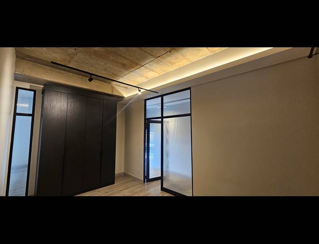 1 BEDROOM APARTMENT FOR SALE IN SANDOWN